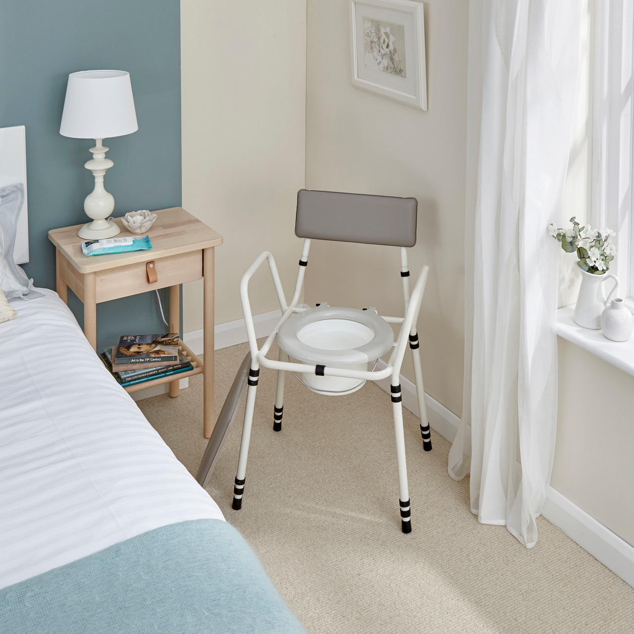 Wren Adjustable Commode